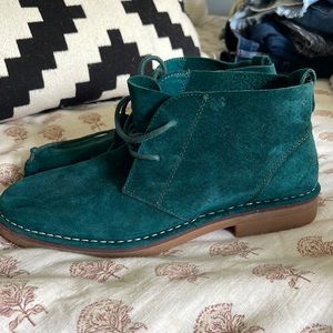 Hush puppies boots